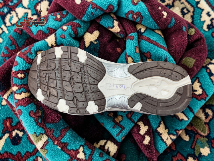 کتانی اسپرت نیوبالانس مدل 530